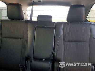 Zdjęcie 10 z 13 samochodu: 2017 TOYOTA HIGHLANDER LE PLUS VIN:5TDBZRFH3HS401082 - miniatura