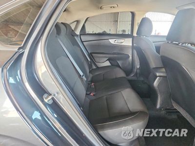 Zdjęcie 10 z 13 samochodu: 2024 KIA FORTE LXS VIN:3KPF24AD6RE784461 - miniatura