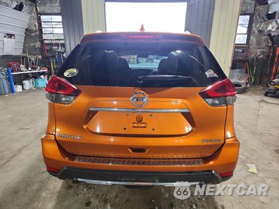 Zdjęcie 6 z 13 samochodu: 2018 NISSAN ROGUE SV VIN:5N1AT2MV8JC821999 - miniatura