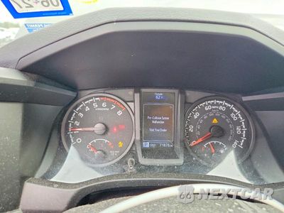 Zdjęcie 9 z 12 samochodu: 2020 TOYOTA TACOMA SR VIN:5TFAX5GN7LX174402 - miniatura