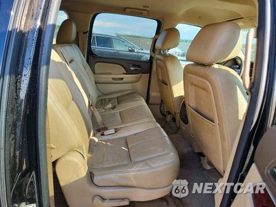 Zdjęcie 11 z 13 samochodu: 2013 CHEVROLET SUBURBAN C1500 LT VIN:1GNSCJE07DR374435 - miniatura