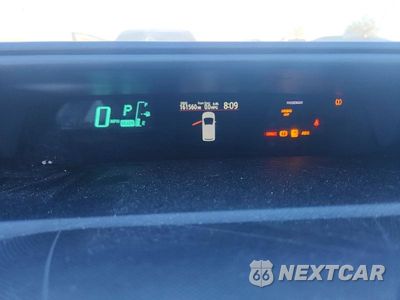 Zdjęcie 9 z 12 samochodu: 2013 TOYOTA PRIUS C TWO VIN:JTDKDTB38D1557096 - miniatura