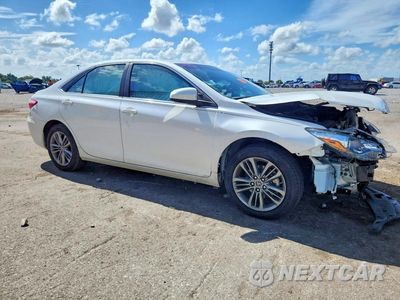 Czwarte zdjęcie samochodu z boku: 2016 TOYOTA CAMRY SE VIN:4T1BF1FK0GU151764 - miniatura