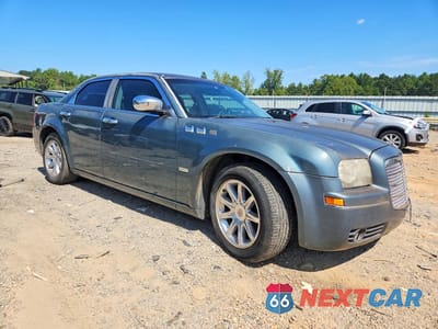 Czwarte zdjęcie samochodu z boku: 2006 CHRYSLER 300 TOURING VIN:2C3KA53G76H352366 - miniatura