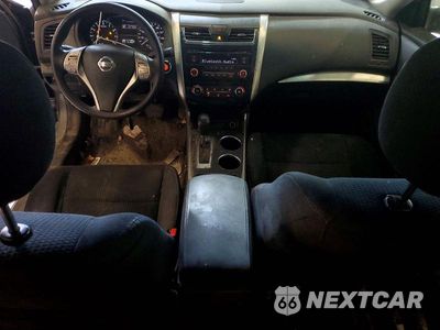 Zdjęcie 8 z 12 samochodu: 2015 NISSAN ALTIMA 2.5 S VIN:1N4AL3AP9FN380479 - miniatura