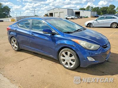 Czwarte zdjęcie samochodu z boku: 2013 HYUNDAI ELANTRA VIN:KMHDH4AEXDU618979 - miniatura