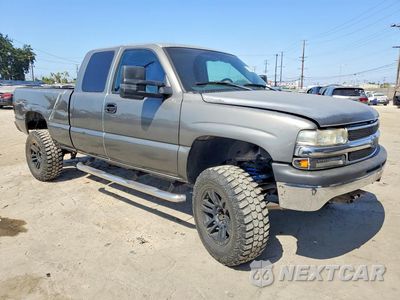 Czwarte zdjęcie samochodu z boku: 1999 CHEVROLET SILVERADO C1500 VIN:2GCEC19T0X1141424 - miniatura
