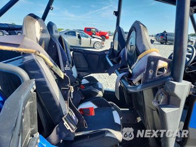 Zdjęcie 6 z 10 samochodu: 2016 POLARIS RZR 4 900 EPS VIN:4XAVCE871GB344776 - miniatura