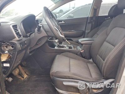 Zdjęcie 7 z 13 samochodu: 2017 KIA SPORTAGE LX VIN:KNDPMCAC0H7046721 - miniatura