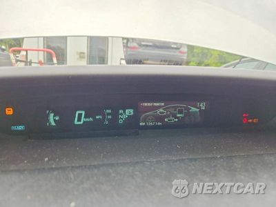 Zdjęcie 9 z 12 samochodu: 2012 TOYOTA PRIUS THREE VIN:JTDKN3DU0C5458959 - miniatura