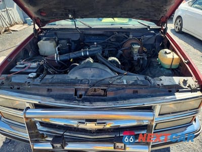 Zdjęcie 11 z 12 samochodu: 1994 CHEVROLET GMT-400 K1500 VIN:1GCEK14K3RE214823 - miniatura