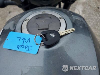Zdjęcie 8 z 9 samochodu: 2023 HONDA CMX1100 A VIN:JH2SC8302PK200877 - miniatura