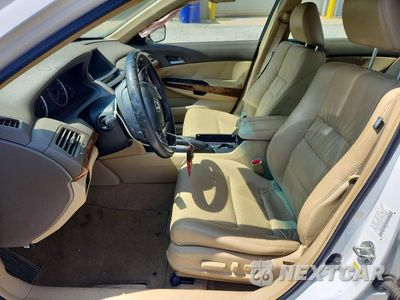 Zdjęcie 7 z 12 samochodu: 2008 HONDA ACCORD EXL VIN:1HGCP26878A112626 - miniatura