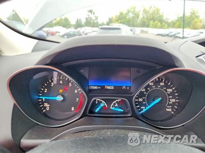 Zdjęcie 9 z 12 samochodu: 2017 FORD ESCAPE SE VIN:1FMCU9GD2HUD66637 - miniatura