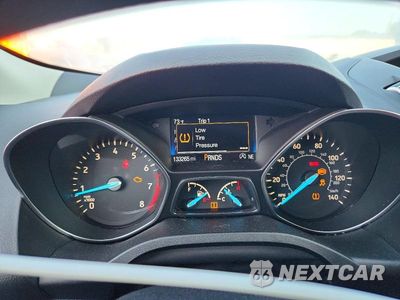 Zdjęcie 9 z 12 samochodu: 2017 FORD ESCAPE SE VIN:1FMCU9GD2HUE00396 - miniatura