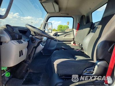 Zdjęcie 7 z 12 samochodu: 2019 MITSUBISHI FUSO TRUCK OF AMERICA INC FE FEC72S VIN:4UZBVH110KGKR9608 - miniatura