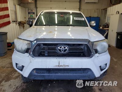 Piąte zdjęcie samochodu w środku: 2013 TOYOTA TACOMA V6 VIN:3TMLU4EN0DM126147 - miniatura