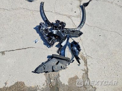 Zdjęcie 13 z 14 samochodu: 2020 LEXUS RX 450H VIN:2T2JGMDA4LC053557 - miniatura