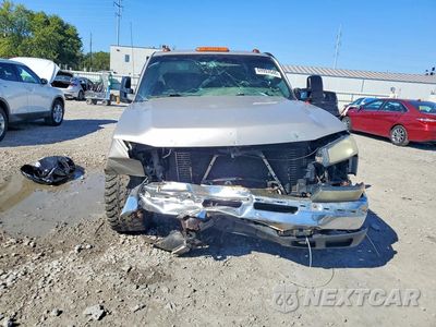 Piąte zdjęcie samochodu w środku: 2006 CHEVROLET SILVERADO K2500 HEAVY DUTY VIN:1GCHK23DX6F224423 - miniatura