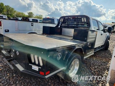 Trzecie zdjęcie samochodu z tyłu: 2022 FORD F450 SUPER DUTY VIN:1FT8W4DT4NEC28302 - miniatura