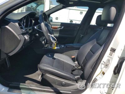 Zdjęcie 7 z 12 samochodu: 2014 MERCEDES-BENZ C 250 VIN:WDDGF4HB3EA963573 - miniatura