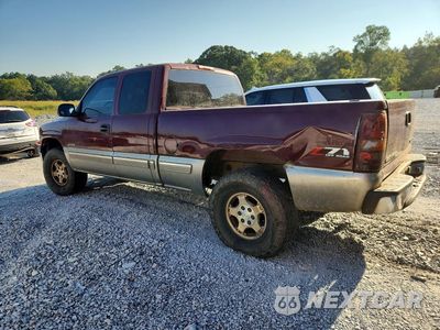 Drugie zdjęcie samochodu z przodu: 2000 CHEVROLET SILVERADO K1500 VIN:1GCEK19T7YE357967 - miniatura