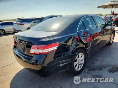 Trzecie zdjęcie samochodu z tyłu: 2011 TOYOTA CAMRY LE VIN:4T4BF3EKXBR180958 - miniatura