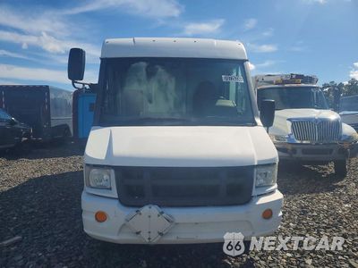 Piąte zdjęcie samochodu w środku: 2012 ISUZU NPR DELIVERY TRUCK VIN:JALB4T170C7W00649 - miniatura