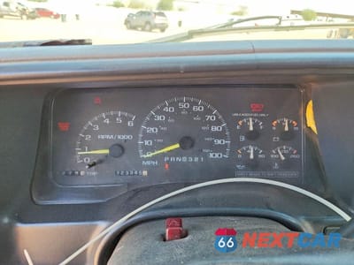 Zdjęcie 9 z 12 samochodu: 1998 GMC SIERRA C1500 VIN:1GTEC14R2WZ518692 - miniatura