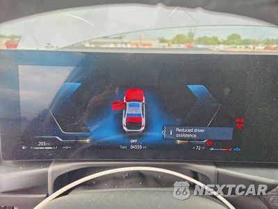 Zdjęcie 9 z 12 samochodu: 2026 BMW 330XI VIN:3MW89CW01T8G02561 - miniatura