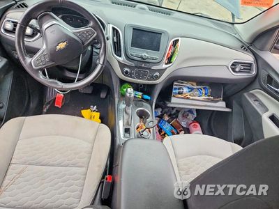 Zdjęcie 8 z 12 samochodu: 2020 CHEVROLET EQUINOX LT VIN:2GNAXUEV3L6136167 - miniatura