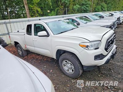 Czwarte zdjęcie samochodu z boku: 2023 TOYOTA TACOMA SR VIN:3TYRX5GN9PT077351 - miniatura