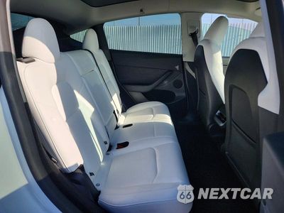 Zdjęcie 11 z 14 samochodu: 2025 TESLA MODEL Y VIN:7SAYGDED7SF227632 - miniatura