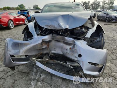 Piąte zdjęcie samochodu w środku: 2025 TESLA MODEL Y VIN:7SAYGDED1SF271898 - miniatura