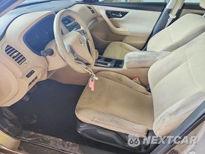 Zdjęcie 7 z 12 samochodu: 2015 NISSAN ALTIMA 2.5 S VIN:1N4AL3AP1FN301256 - miniatura