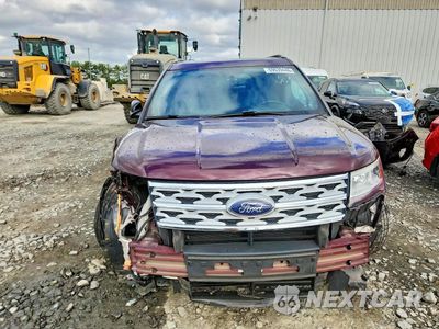 Piąte zdjęcie samochodu w środku: 2018 FORD EXPLORER XLT VIN:1FM5K8D85JGC79626 - miniatura