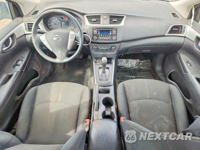 Zdjęcie 8 z 12 samochodu: 2017 NISSAN SENTRA S VIN:3N1AB7AP2HY270564 - miniatura