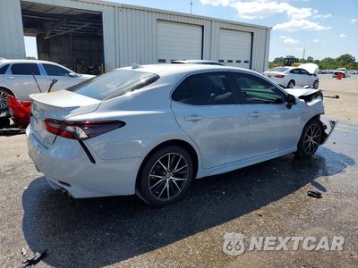 Trzecie zdjęcie samochodu z tyłu: 2023 TOYOTA CAMRY SE VIN:4T1G11AK5PU175263 - miniatura