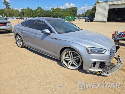 Czwarte zdjęcie samochodu z boku: 2018 AUDI A5 PREMIUM PLUS S-LINE VIN:WAUENCF59JA108606 - miniatura