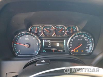 Zdjęcie 9 z 14 samochodu: 2020 CHEVROLET SUBURBAN K1500 LT VIN:1GNSKHKCXLR177719 - miniatura