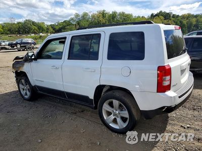 Drugie zdjęcie samochodu z przodu: 2016 JEEP PATRIOT LATITUDE VIN:1C4NJRFB1GD598294 - miniatura