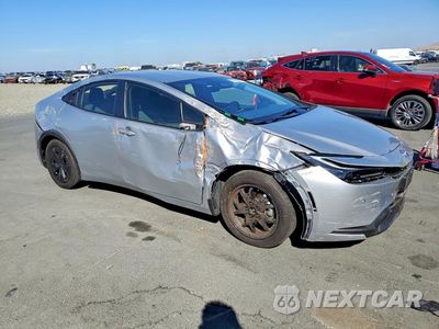 Czwarte zdjęcie samochodu z boku: 2025 TOYOTA PRIUS LE VIN:JTDACAAU3S3060102 - miniatura