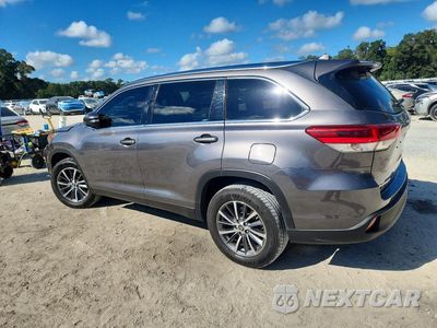 Drugie zdjęcie samochodu z przodu: 2019 TOYOTA HIGHLANDER HYBRID VIN:5TDKZRFH8KS359807 - miniatura