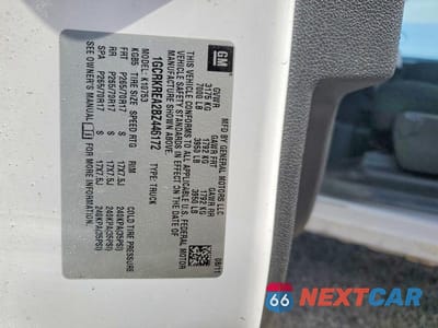 Zdjęcie 12 z 12 samochodu: 2011 CHEVROLET SILVERADO K1500 LS VIN:1GCRKREA2BZ446172 - miniatura
