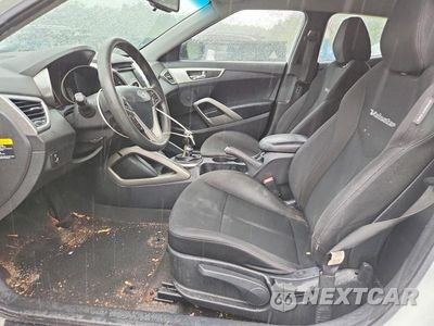 Zdjęcie 7 z 12 samochodu: 2013 HYUNDAI VELOSTER BASE VIN:KMHTC6AD3DU106218 - miniatura