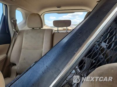 Zdjęcie 10 z 13 samochodu: 2015 NISSAN ROGUE S VIN:5N1AT2MT5FC759421 - miniatura