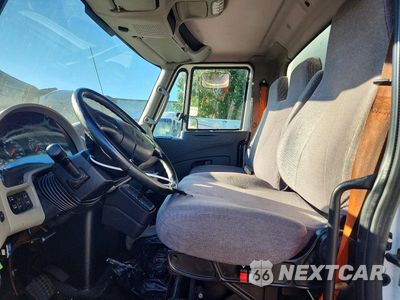 Zdjęcie 7 z 14 samochodu: 2018 INTERNATIONAL MV607 BOX TRUCK VIN:1HTMMMML3JH579038 - miniatura
