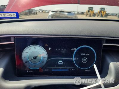 Zdjęcie 9 z 13 samochodu: 2024 HYUNDAI TUCSON LIMITED VIN:5NMJECDE5RH414496 - miniatura