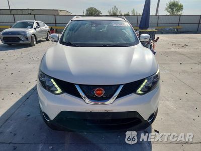 Piąte zdjęcie samochodu w środku: 2018 NISSAN ROGUE SPORT SL VIN:JN1BJ1CP9JW101933 - miniatura