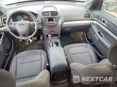 Zdjęcie 8 z 13 samochodu: 2017 FORD EXPLORER XLT VIN:1FM5K8DHXHGC64582 - miniatura